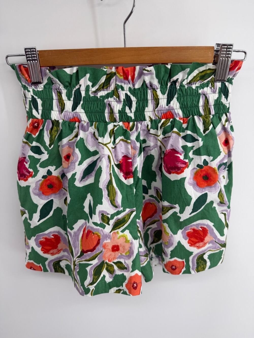 English Factory floral print hi rise smocked elastic waist pull on shorts sz XS